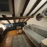 Sky Nook Apartamento