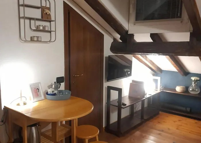 Sky Nook Apartment *